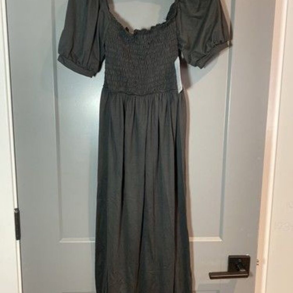 Black  dress size XS short sleeve ruched Velvet Torch